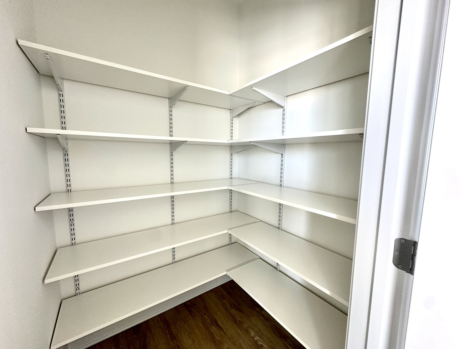 Pantry-1920x-gallery11