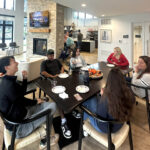 PeopleLaughing-1920x-gallery17